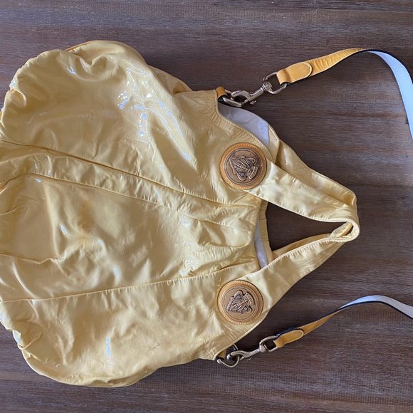 AUTHENTIC GUCCI HYSTERIA PATENT LEATHER HOBO BAG - Picture 2 of 16